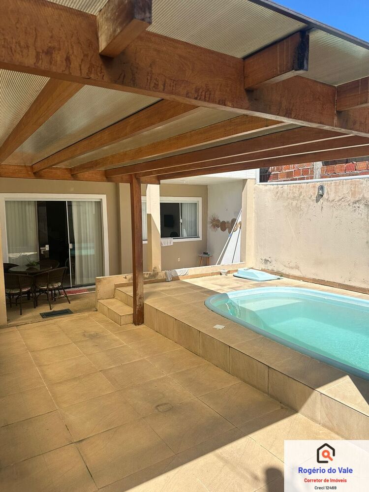 Casa, 3 quartos, 135 m² - Foto 1