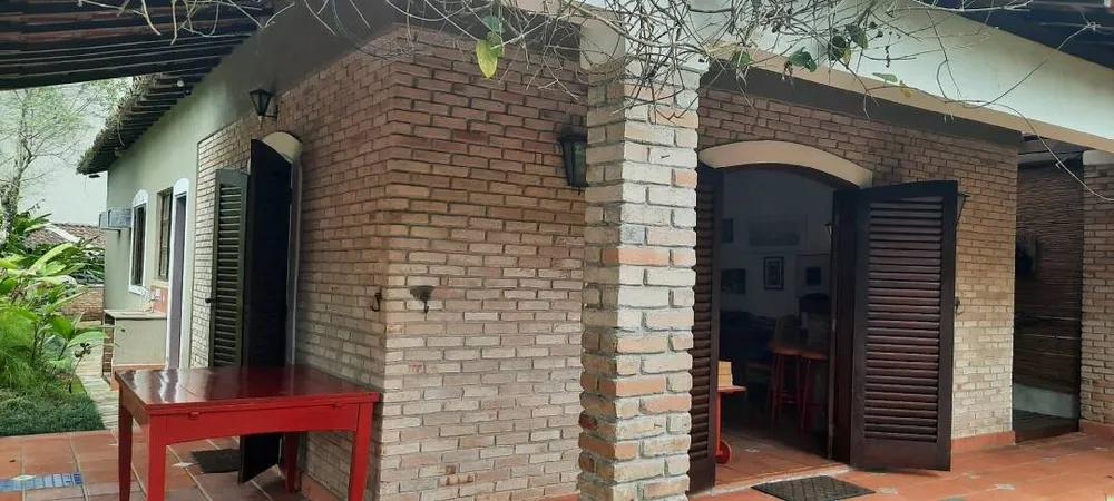 Casa, 4 quartos, 160 m² - Foto 1
