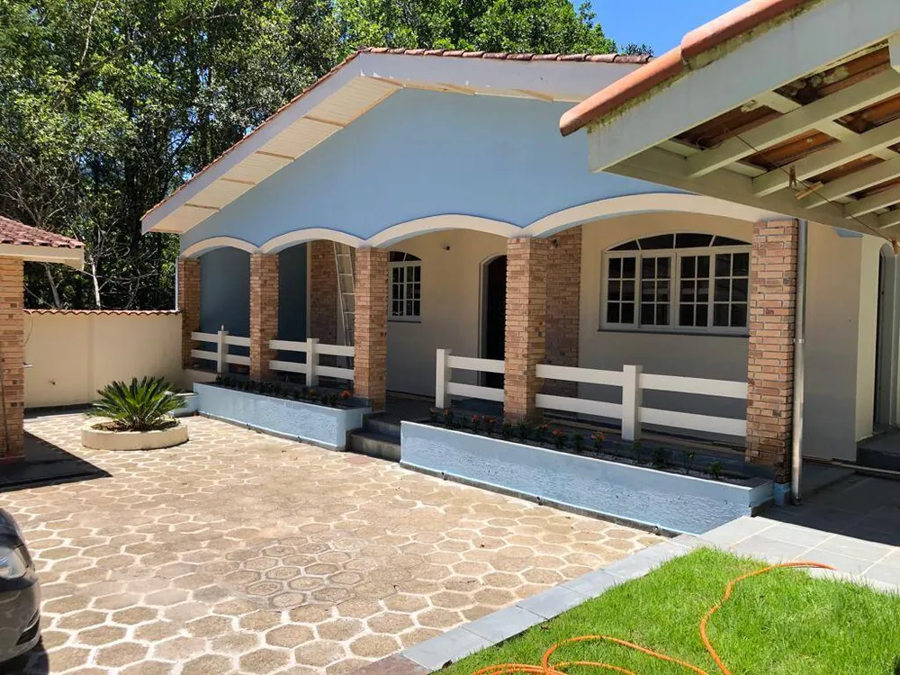 Casa, 4 quartos, 230 m² - Foto 1