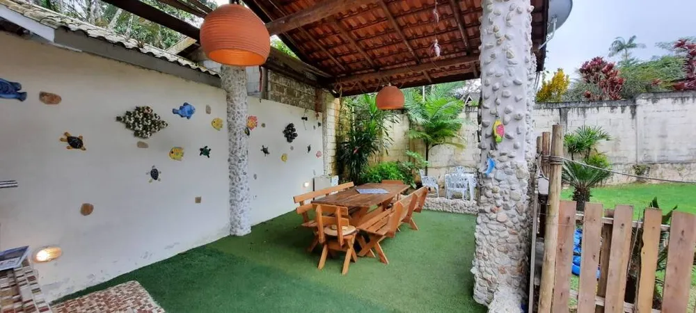 Casa, 4 quartos, 245 m² - Foto 2