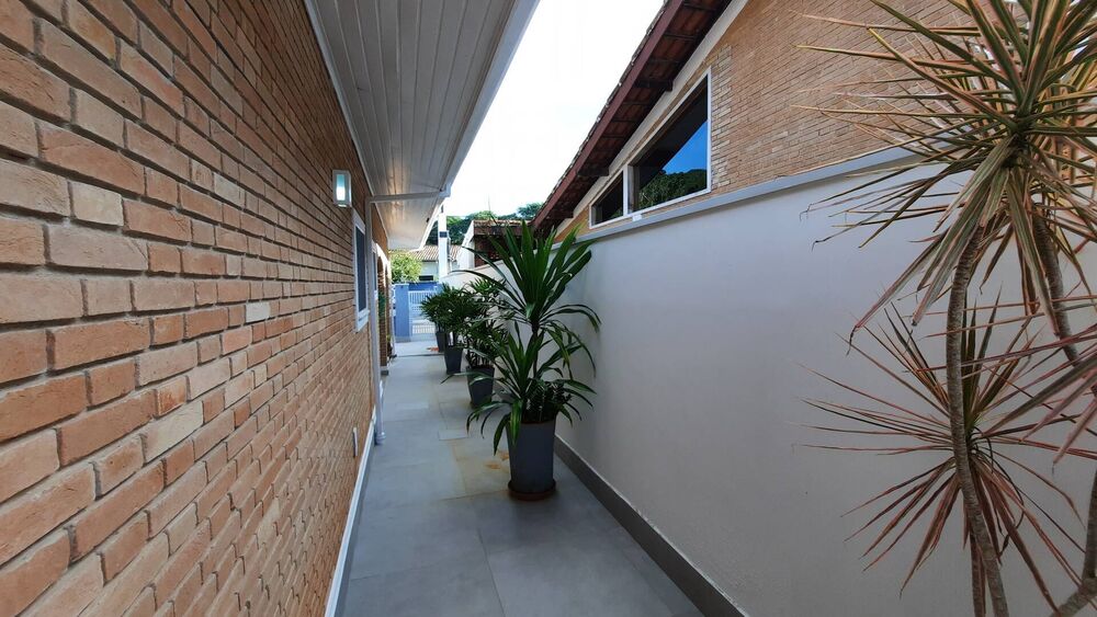 Casa à venda com 4 quartos, 324m² - Foto 7