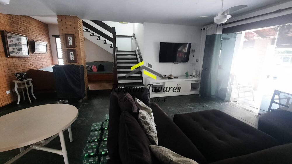 Casa à venda com 4 quartos, 361m² - Foto 6