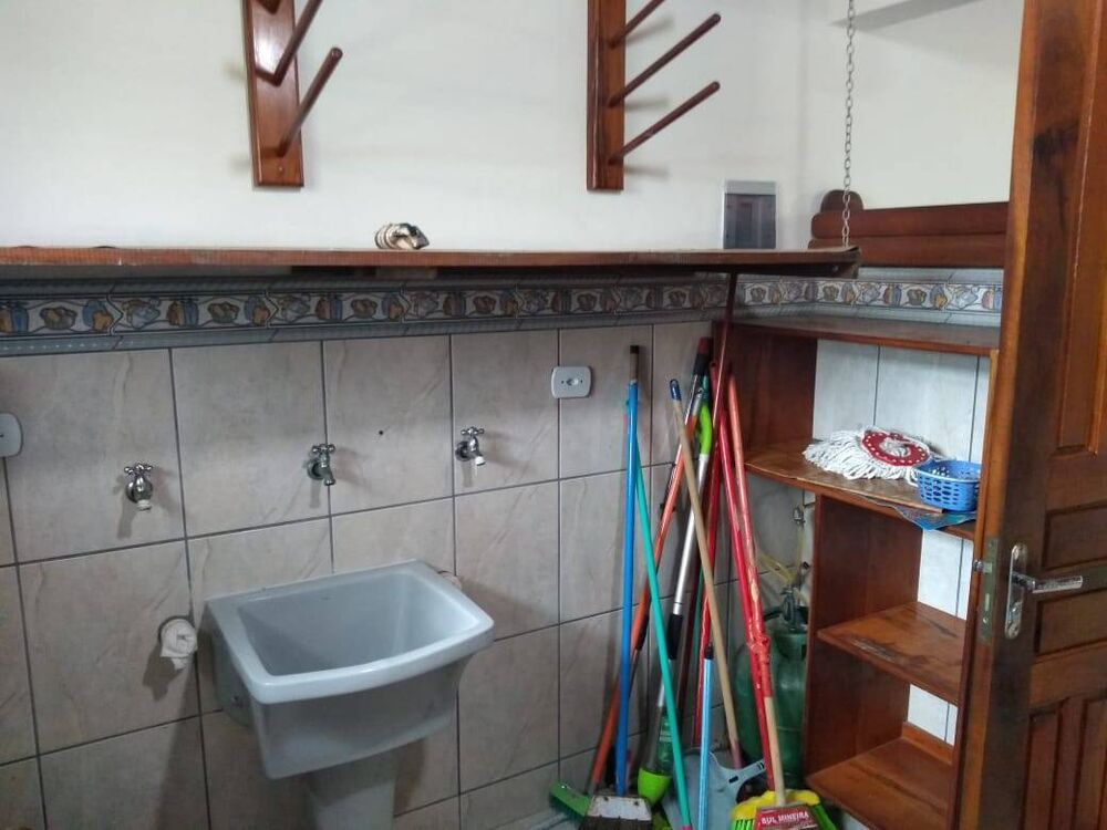 Casa à venda com 3 quartos, 200m² - Foto 7
