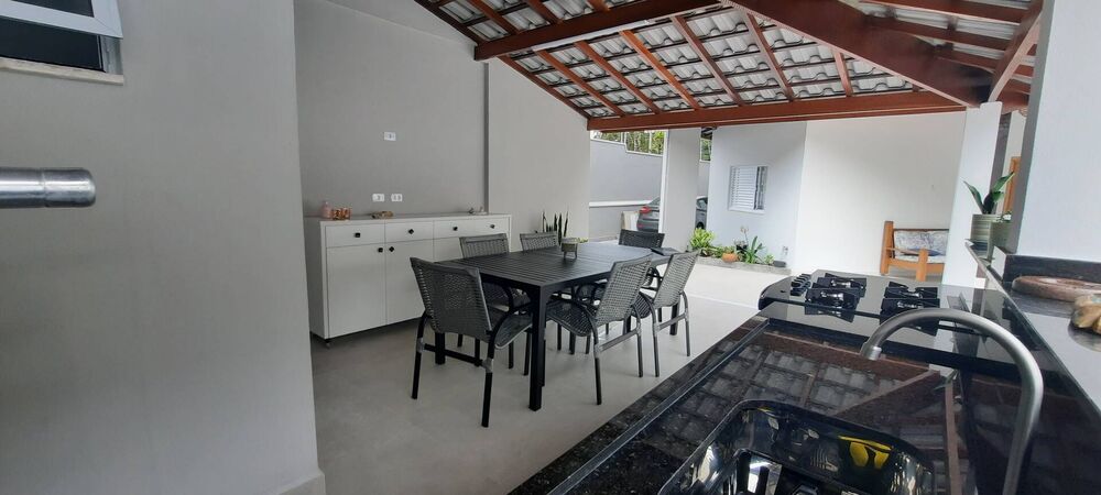 Casa à venda com 3 quartos, 200m² - Foto 6