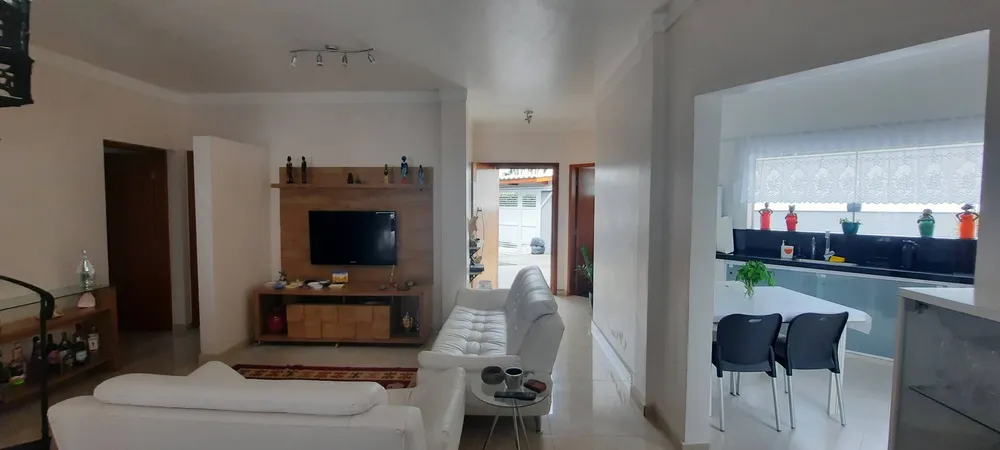 Casa, 3 quartos, 200 m² - Foto 10