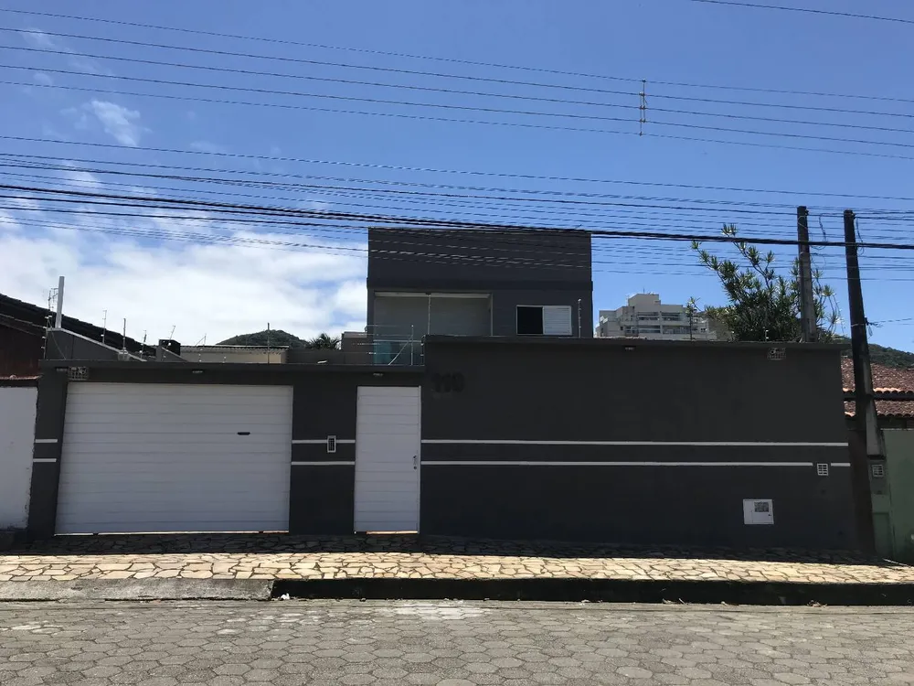 Casa, 3 quartos, 186 m² - Foto 2