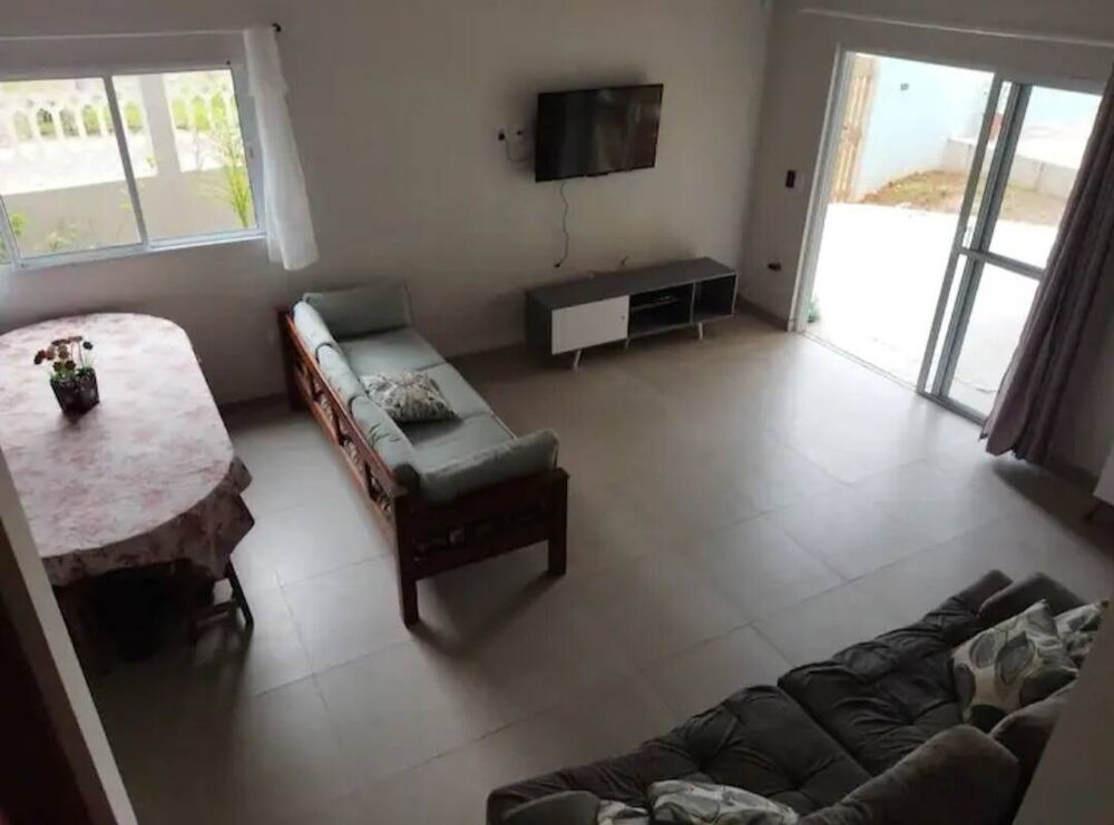 Casa à venda com 3 quartos, 180m² - Foto 4