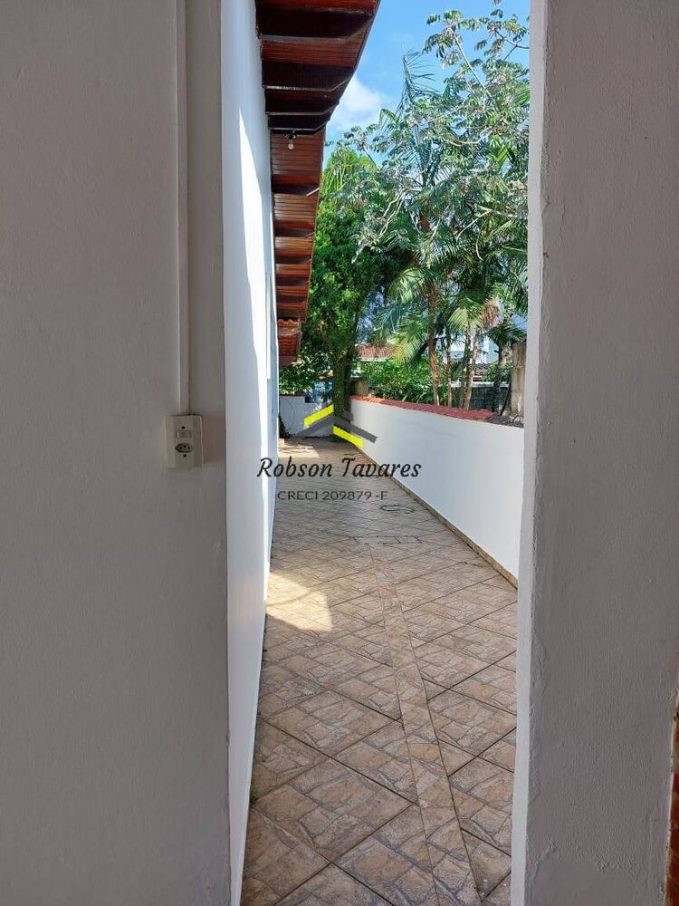 Casa, 3 quartos, 142 m² - Foto 1