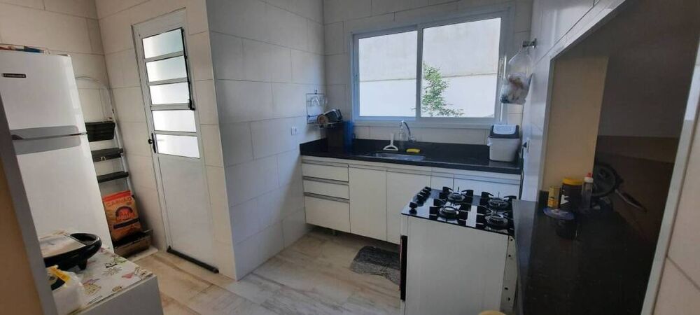 Casa, 3 quartos, 98 m² - Foto 2