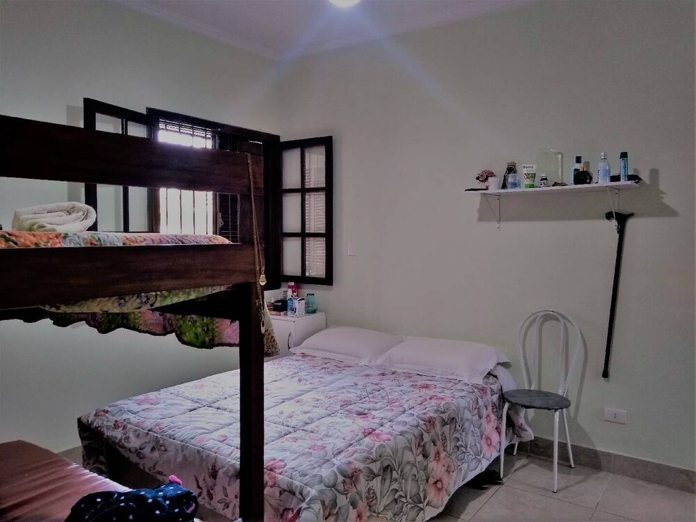Sobrado à venda com 5 quartos, 180m² - Foto 2