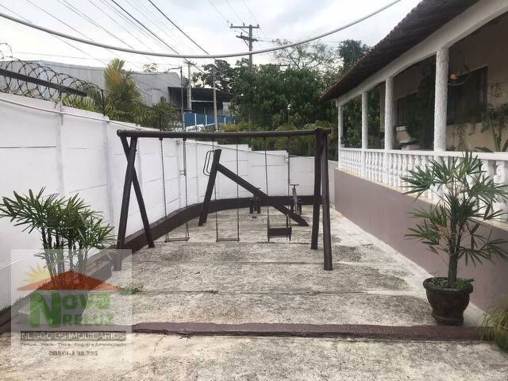 Chácara à venda com 7 quartos, 850m² - Foto 9