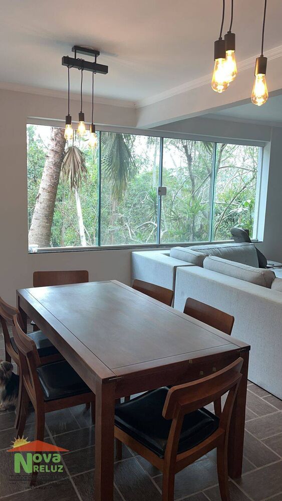 Chácara à venda com 3 quartos, 350m² - Foto 2