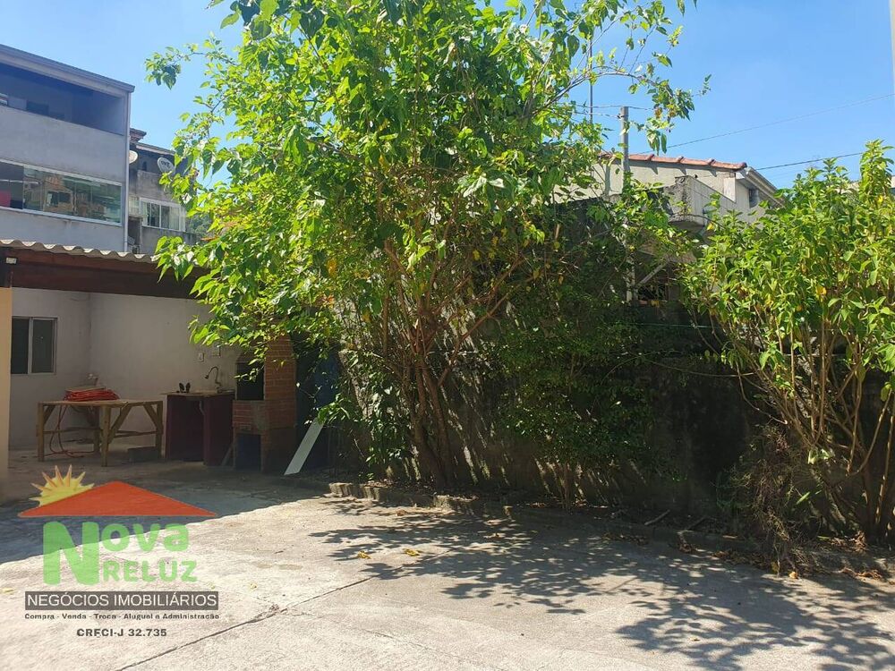 Casa à venda com 2 quartos, 1030m² - Foto 6