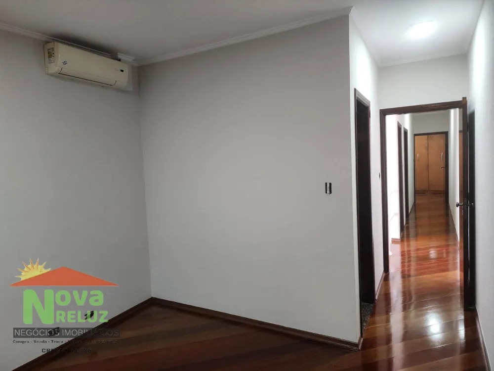 Sobrado, 3 quartos, 202 m² - Foto 2