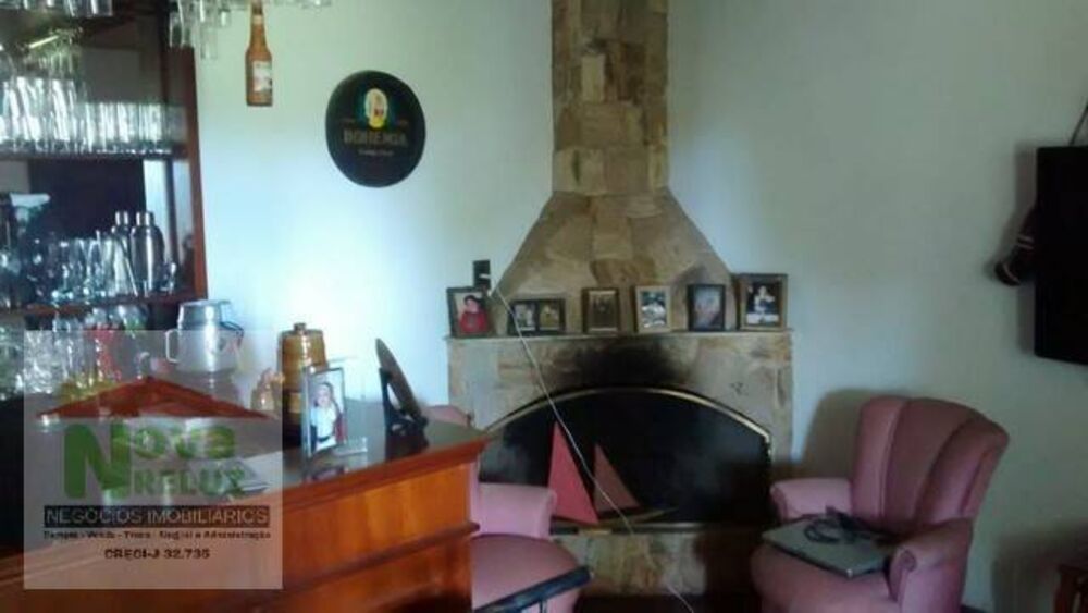 Chácara, 3 quartos, 900 m² - Foto 2