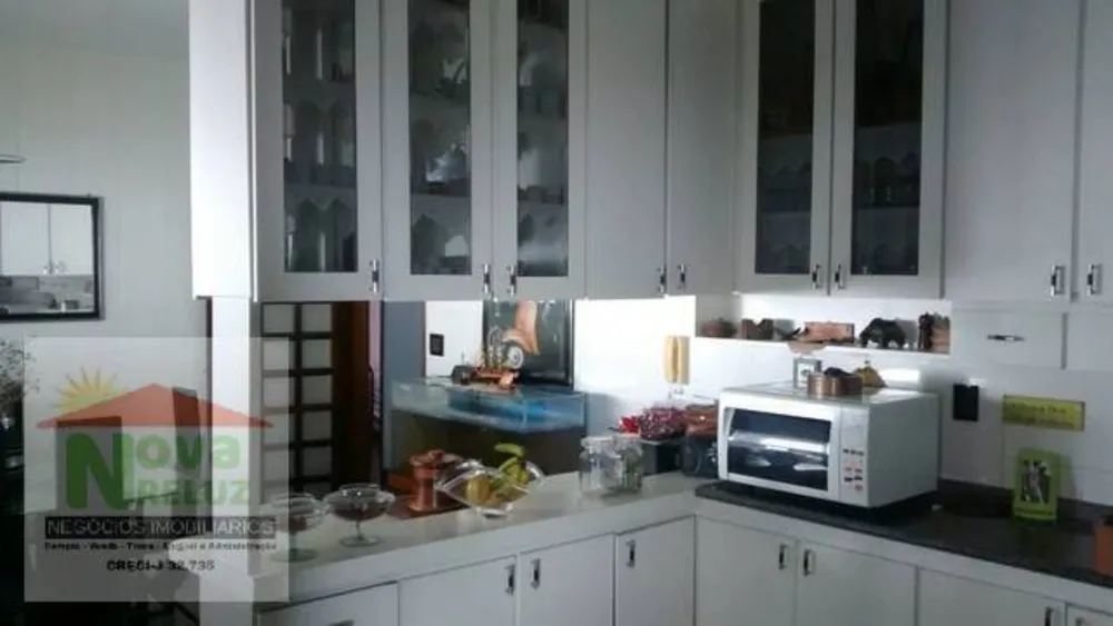 Chácara, 3 quartos, 900 m² - Foto 2