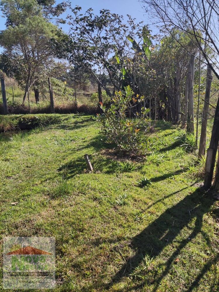 Chácara à venda com 3 quartos, 2211m² - Foto 4