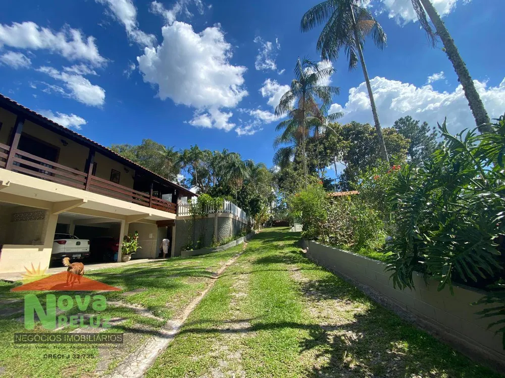 Chácara, 4 quartos, 5000 m² - Foto 8