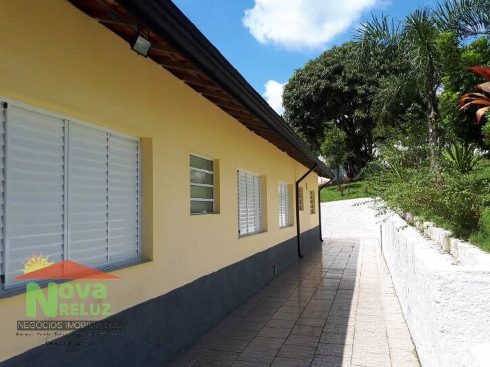 Chácara à venda com 3 quartos, 600m² - Foto 1