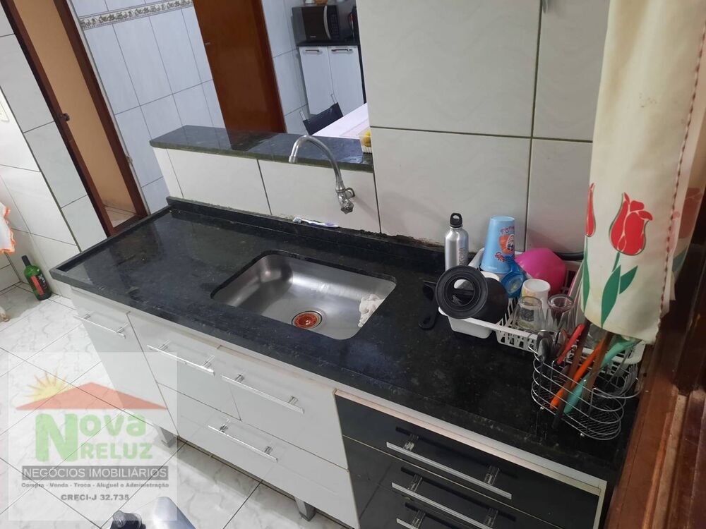 Casa à venda com 2 quartos, 71m² - Foto 11