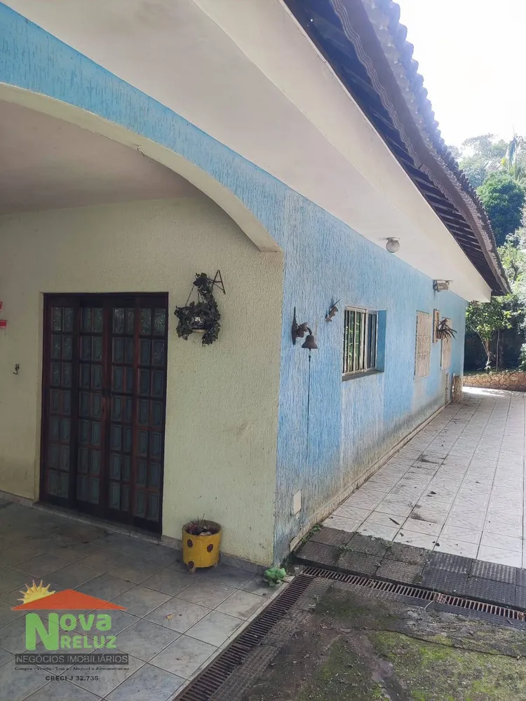 Chácara, 3 quartos, 1957 m² - Foto 1