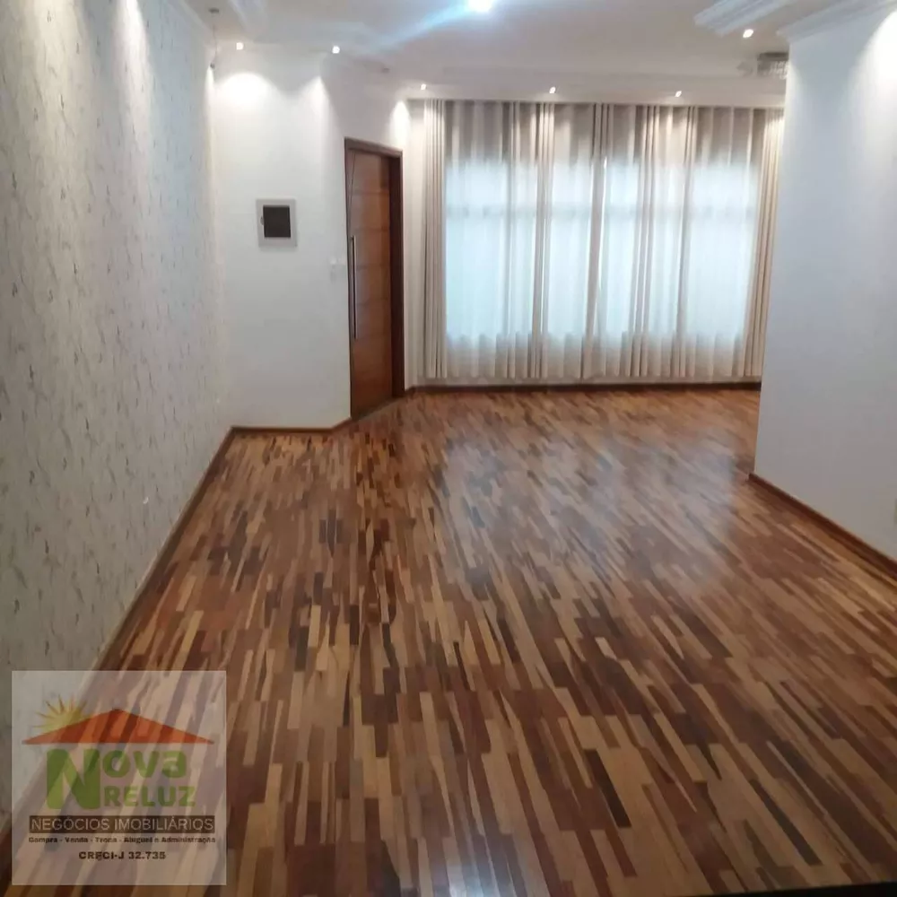 Casa à venda com 2 quartos, 214m² - Foto 4