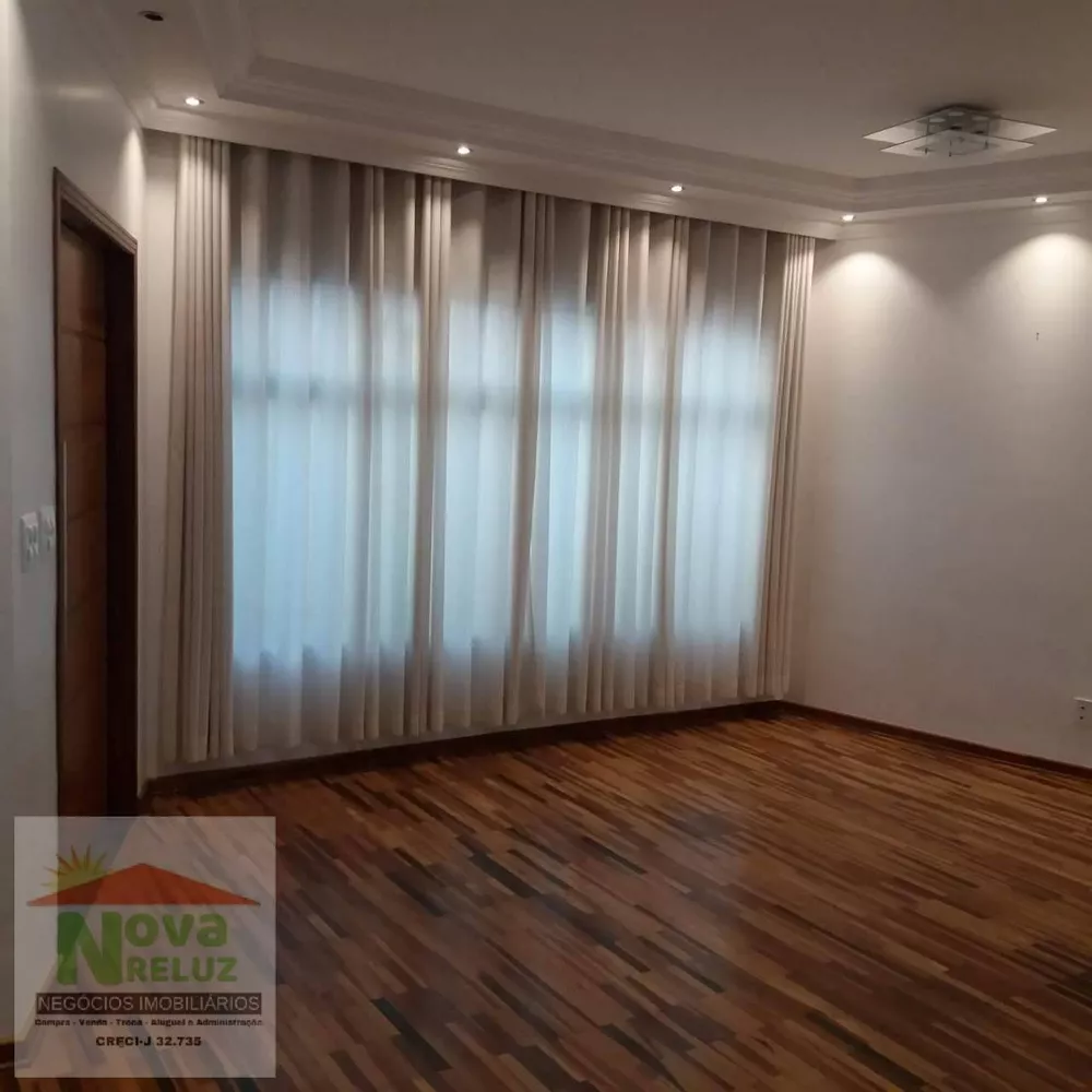 Casa à venda com 2 quartos, 214m² - Foto 3