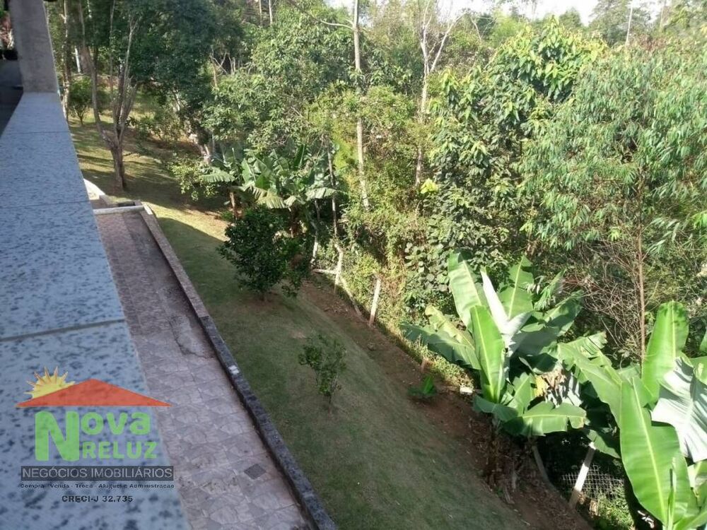 Chácara à venda com 3 quartos, 1300m² - Foto 1