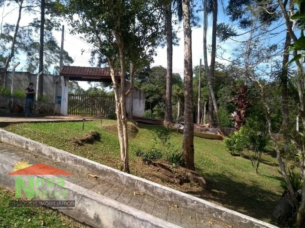 Chácara à venda com 3 quartos, 1300m² - Foto 3