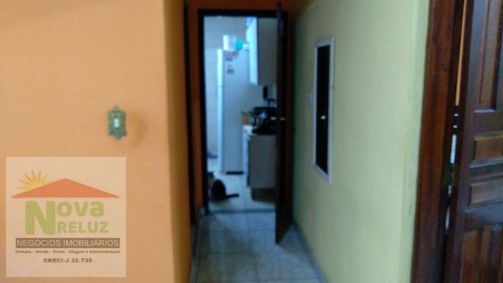 Casa à venda com 2 quartos, 195m² - Foto 3