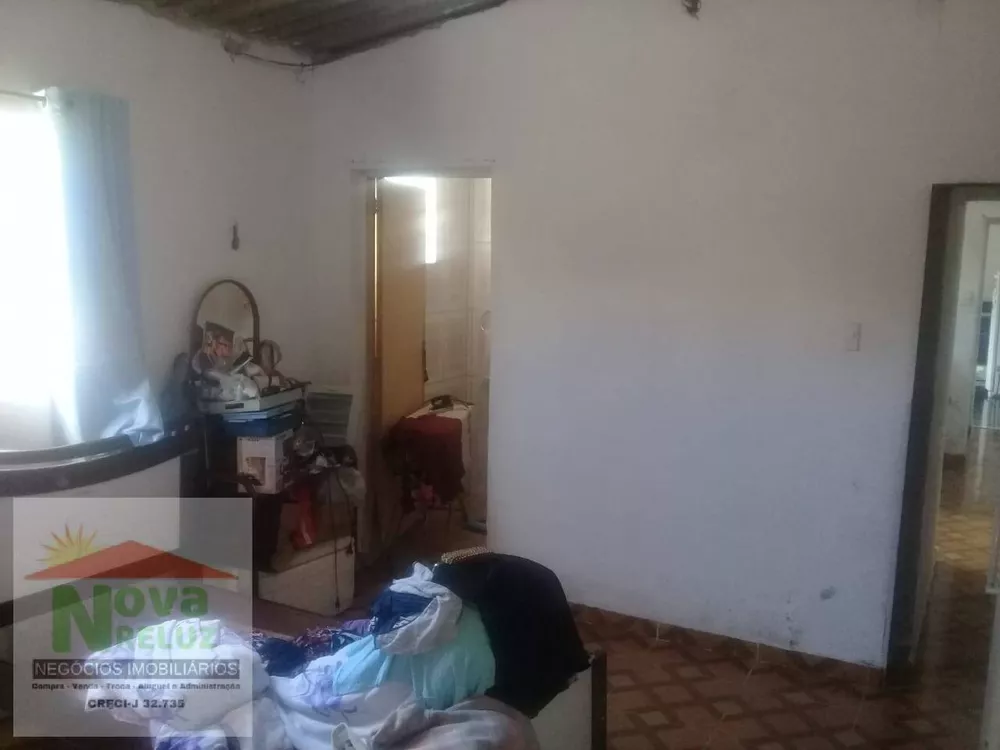 Casa à venda com 2 quartos, 125m² - Foto 3