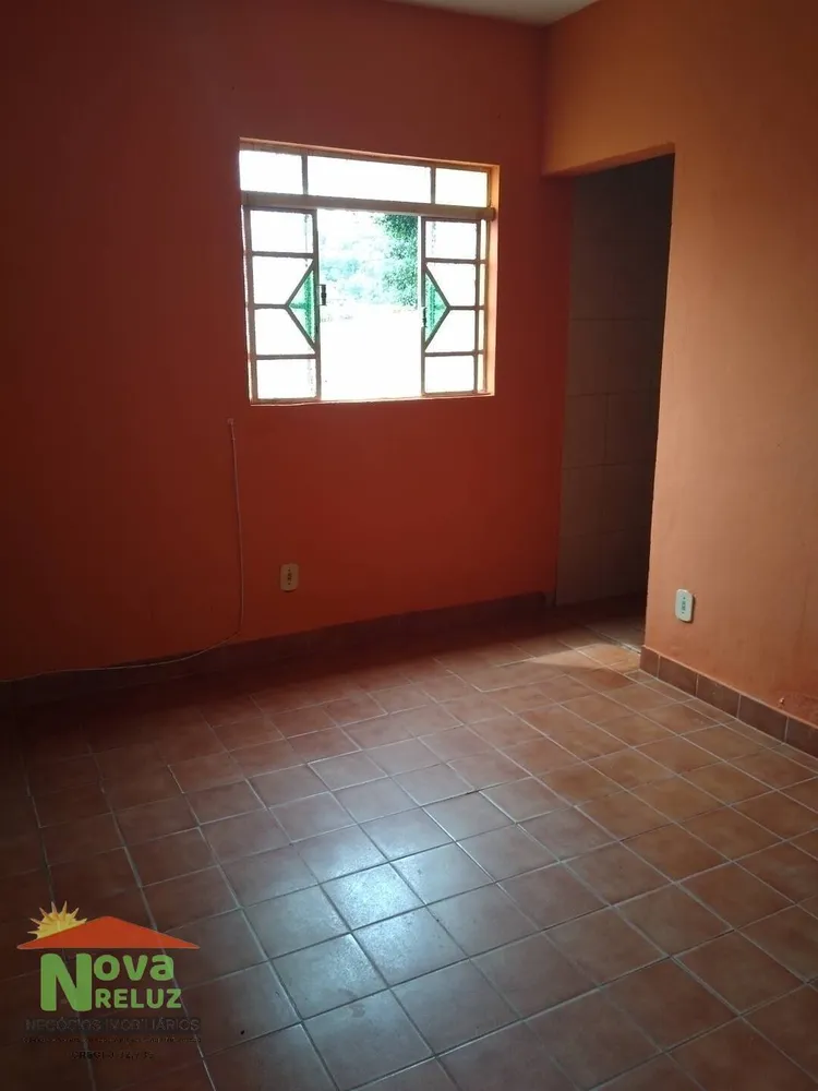Chácara, 5 quartos, 3000 m² - Foto 2