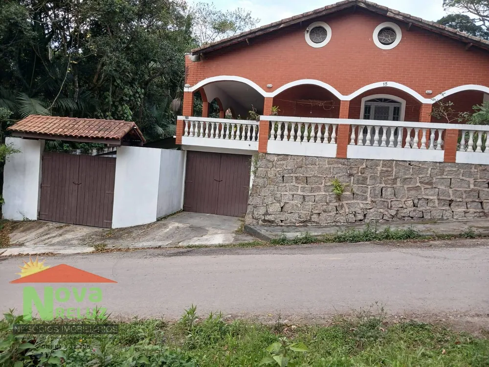 Casa, 4 quartos, 340 m² - Foto 1