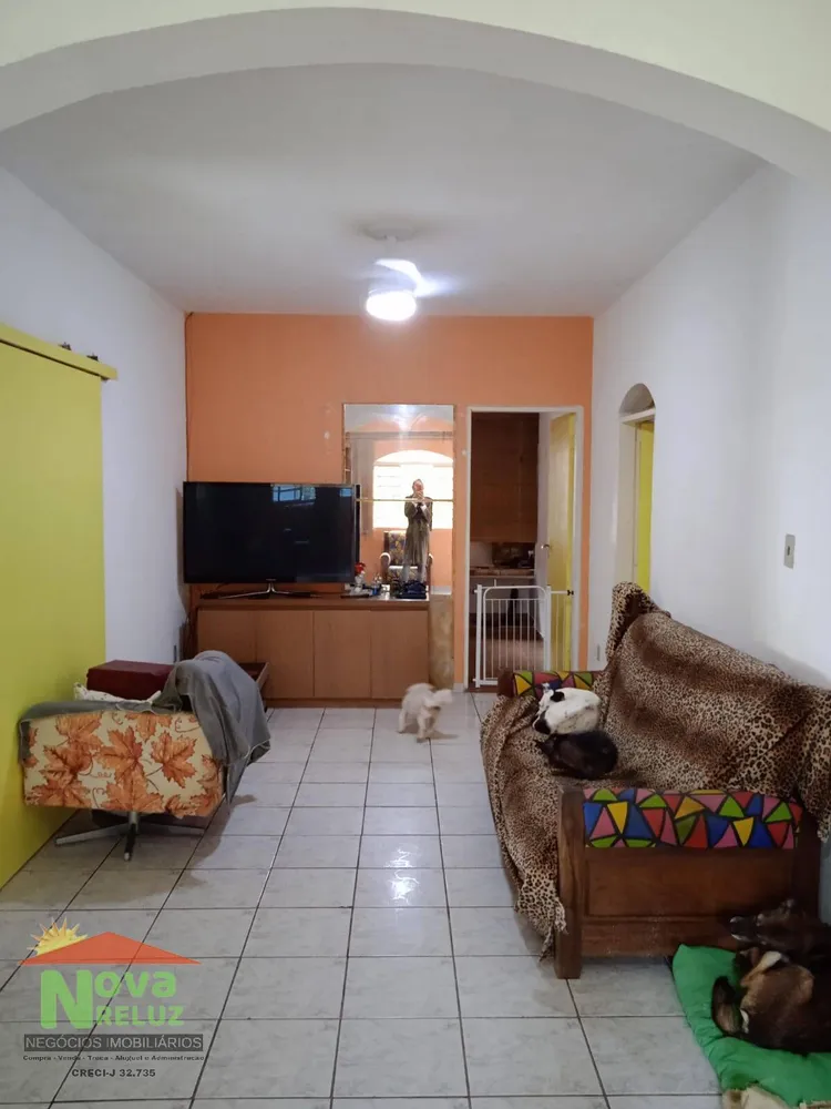 Chácara, 3 quartos, 2600 m² - Foto 2