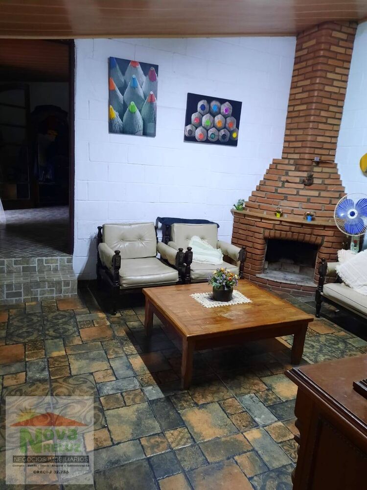 Chácara, 3 quartos, 8000 m² - Foto 2