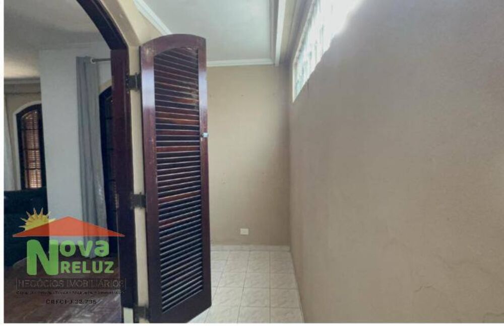 Casa à venda com 2 quartos, 187m² - Foto 7