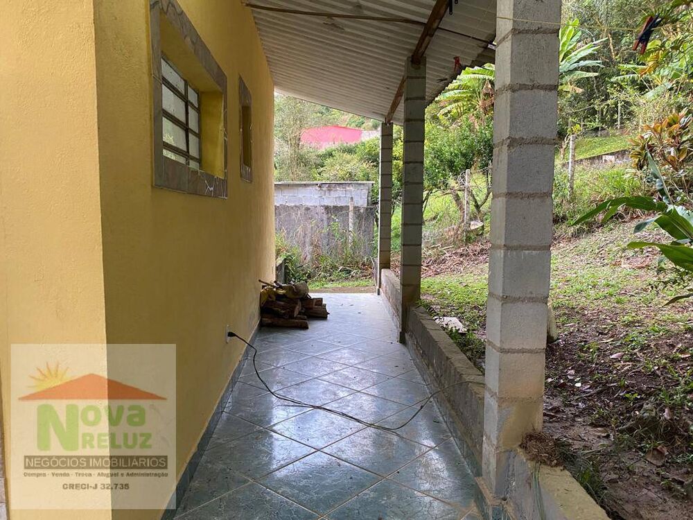 Chácara, 2 quartos, 1658 m² - Foto 2