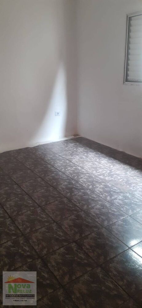 Casa à venda com 3 quartos, 5100m² - Foto 4