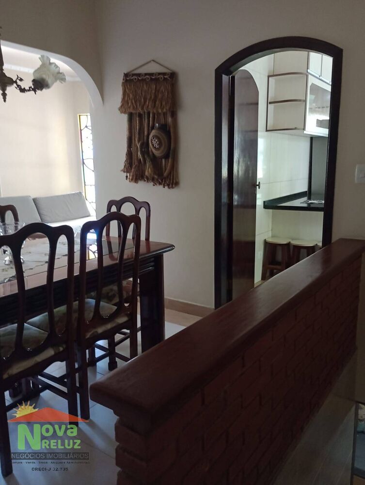 Chácara à venda com 3 quartos, 2960m² - Foto 2