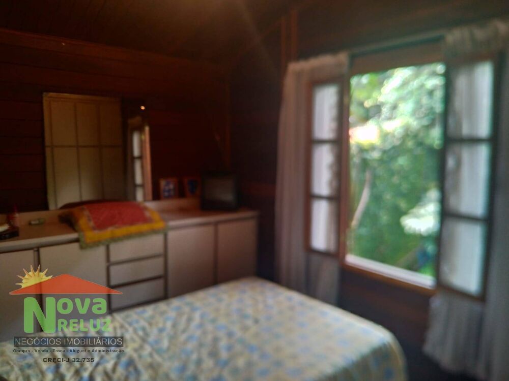Chácara à venda com 3 quartos, 260m² - Foto 4