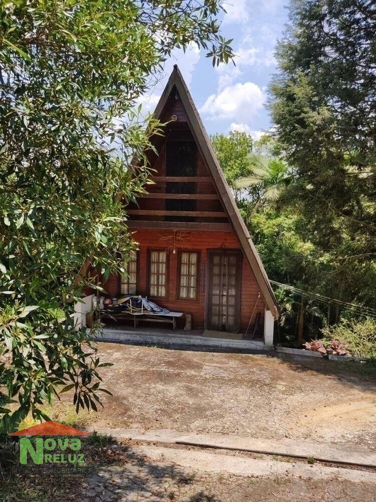 Chácara à venda com 3 quartos, 5000m² - Foto 1