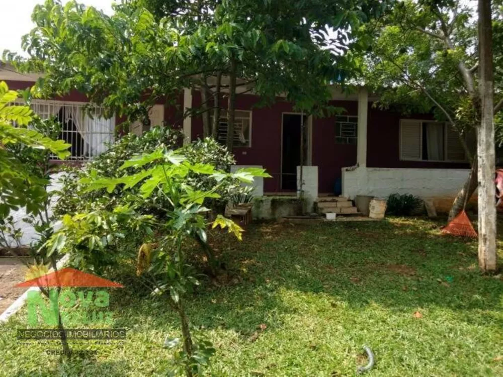 Fazenda à venda com 2 quartos, 1000m² - Foto 1