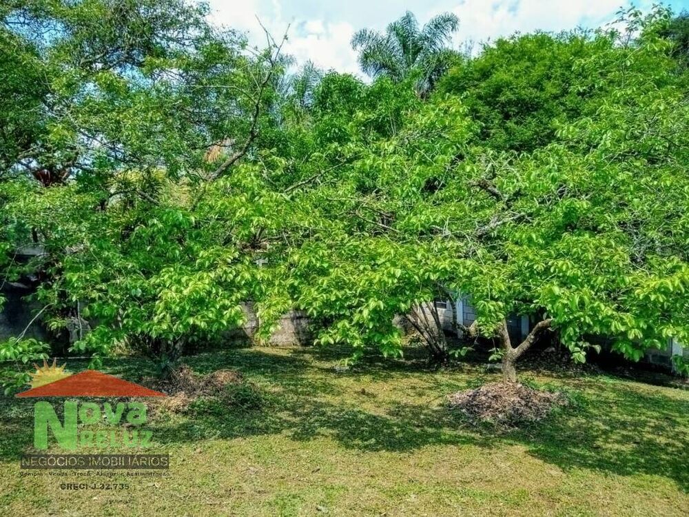 Chácara à venda com 4 quartos, 185m² - Foto 6