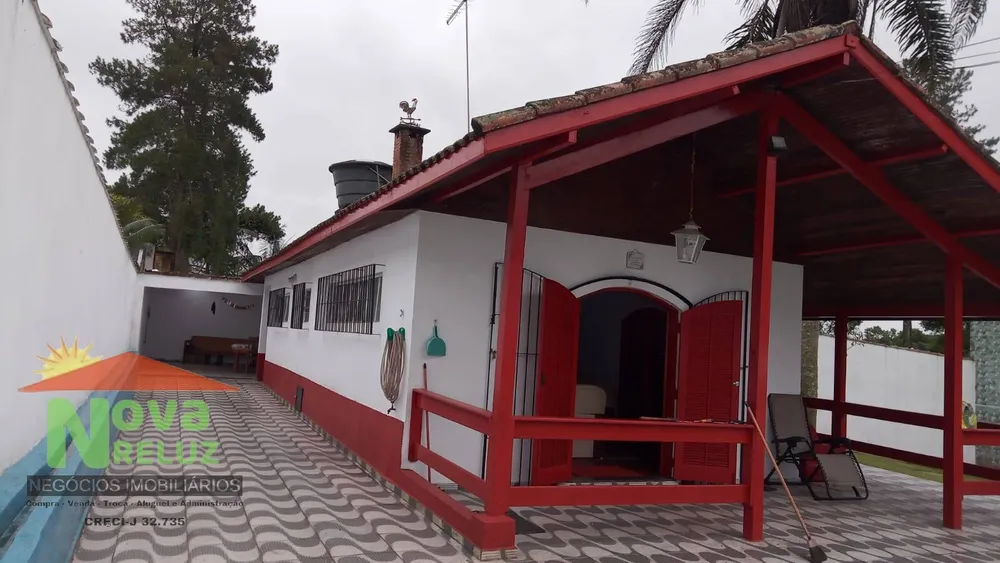 Chácara, 3 quartos, 900 m² - Foto 2