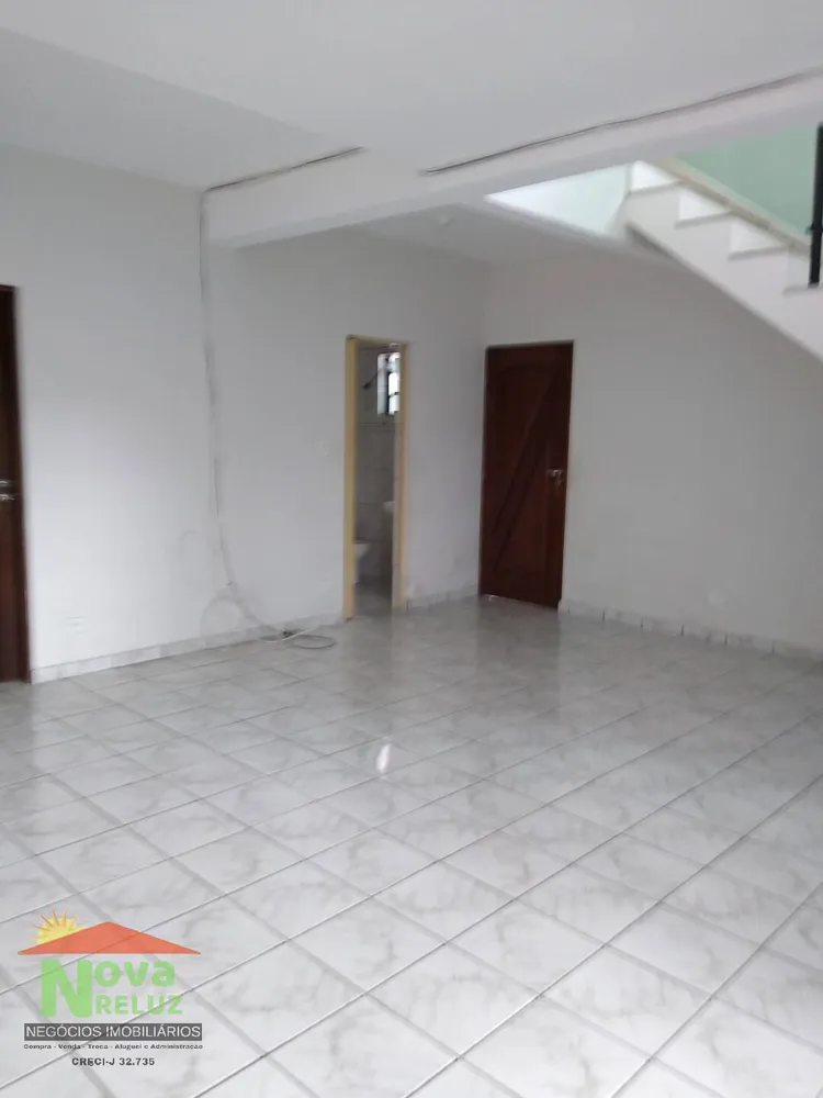 Casa, 3 quartos, 200 m² - Foto 4