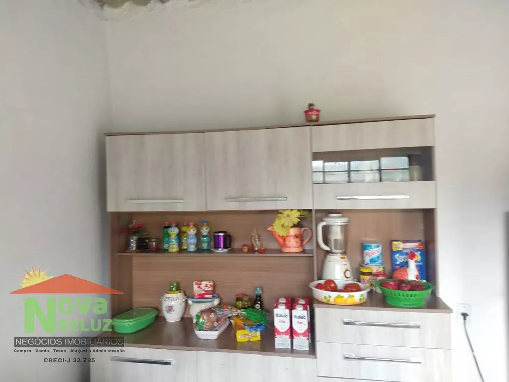 Casa à venda com 1 quarto, 250m² - Foto 2