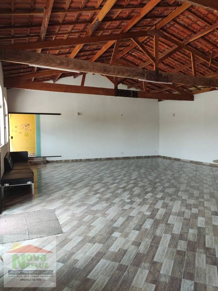 Chácara à venda com 3 quartos, 2170m² - Foto 5