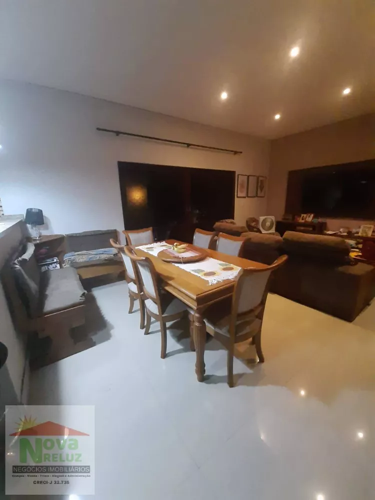 Casa à venda com 2 quartos, 335m² - Foto 3