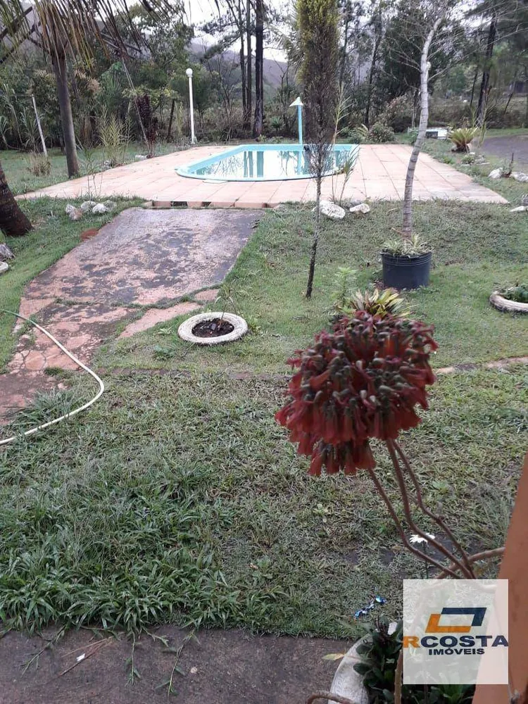 Sítio, 3 quartos, 480 m² - Foto 1