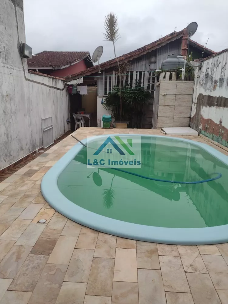 Casa, 2 quartos, 225 m² - Foto 1